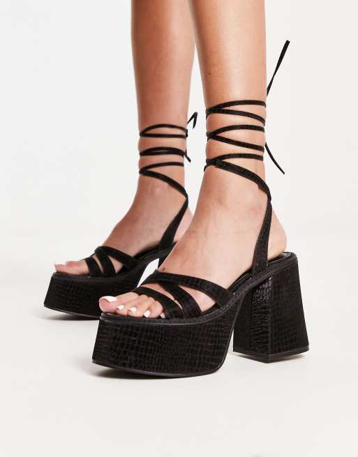 Topshop – Skye – Czarne sandały na platformie z wiązaniem na kostce