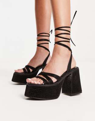 Topshop - Skye - Sandalen in Schwarz mit Knöchelschnürung und Plateausohle