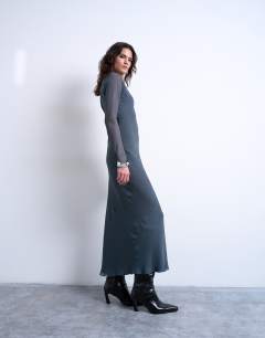 Model wearing Slash neck chiffon maxi dress in petrol