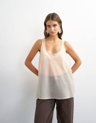 Topshop sleeveless organza scoop vest in oyster