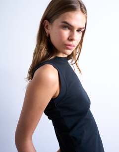 Model wearing Slim tank in black