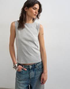 Model wearing Slim tank in grey marl