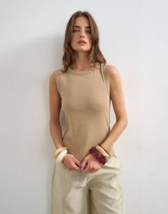 Model wearing Slim tank in stone