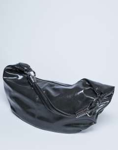 Model wearing Sloane hardware scoop shoulder bag in deep khaki