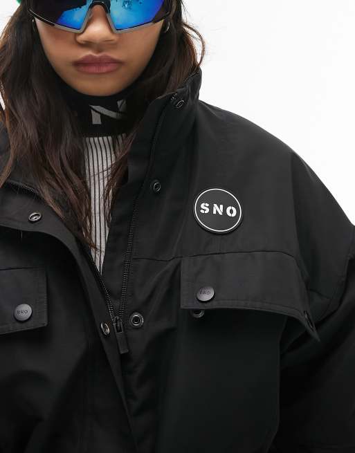 Topshop - Sno - Sort skidragt med ståkrave og bælte, 4 af 5