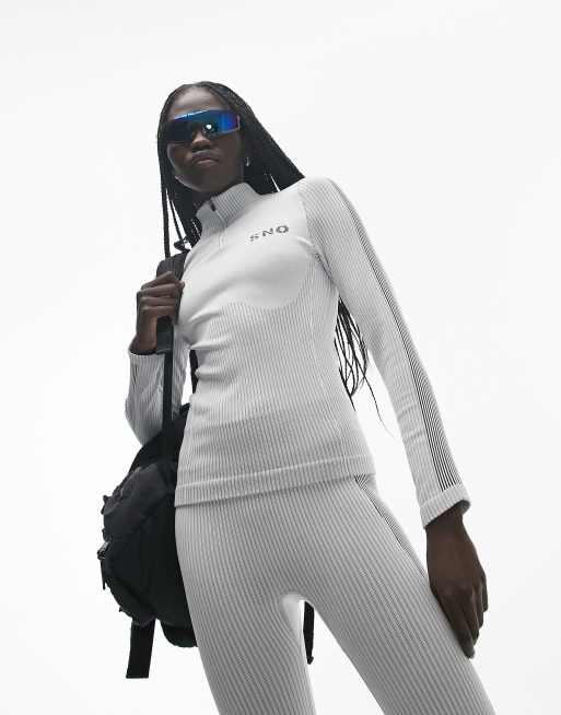 Topshop - Sno - Top base layer da sci bianco a maniche lunghe con collo a imbuto e dettagli sagomati