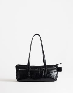 Snoopy small zip front pocket shoulder bag in black