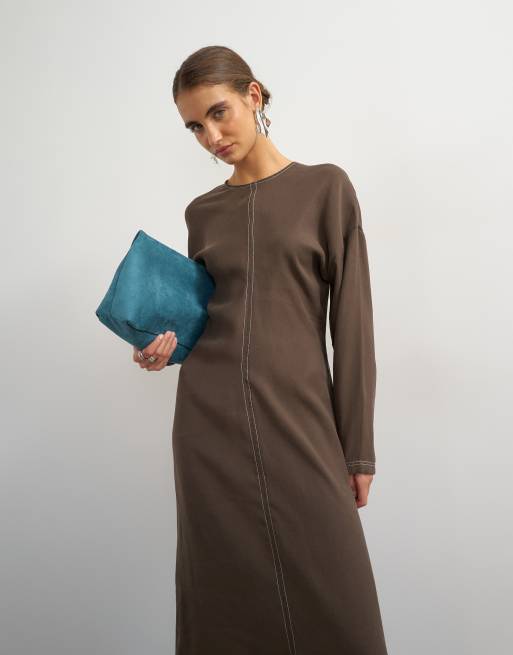 Topshop soft touch drop armhole maxi dress in chocolate with ecru contrast topstitching, 3 of 4