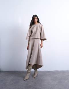 Model wearing Soft touch super wide crop sleeve tee co-ord in taupe