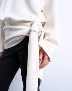 Model wearing Soft touch tie waist long sleeve oversized tee in ecru