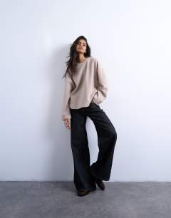 Model wearing Soft touch wide sleeve skater tee in taupe