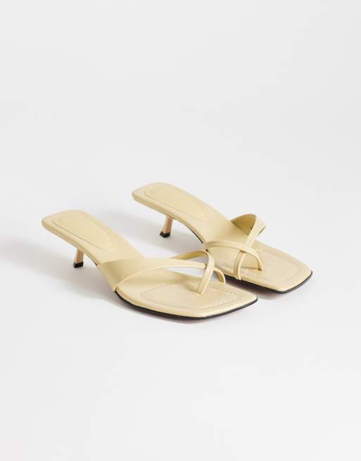 Topshop – Solo – Riemchen-Mules in Buttermilchgelb mit mittelhohem Absatz, 2 von 4