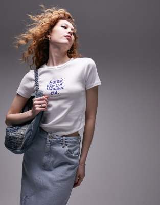 Topshop - Some Kind of Wonderful - Knappes T-Shirt in Weiß