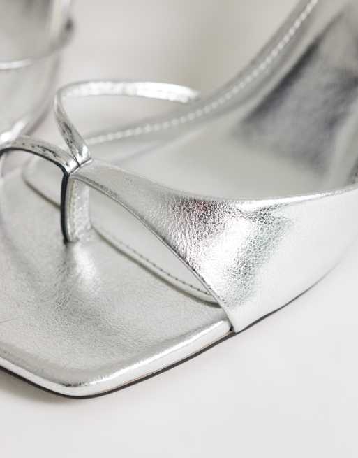 Topshop – Sophie – Asymmetrische Mules in Silber mit mittelhohem Absatz, 3 von 4