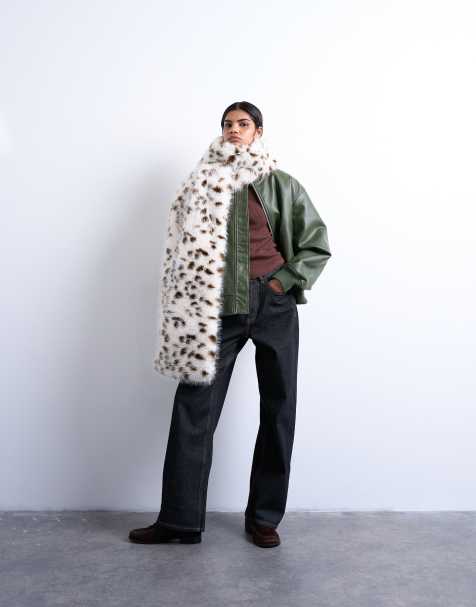 Topshop Sophie faux fur scarf in dalmatian - view 1