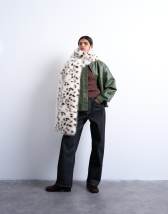 Topshop Sophie faux fur scarf in dalmatian