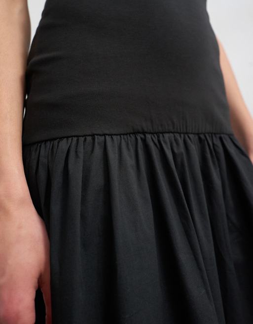 Topshop - Sort maxikjole med sænket talje og åben ryg i poplinblanding, 3 af 4
