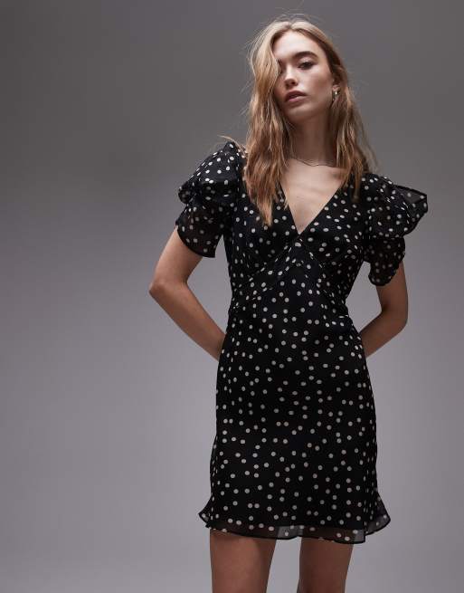 Topshop - Sort tea-minikjole med fastgjorte ærmer og hvide prikker