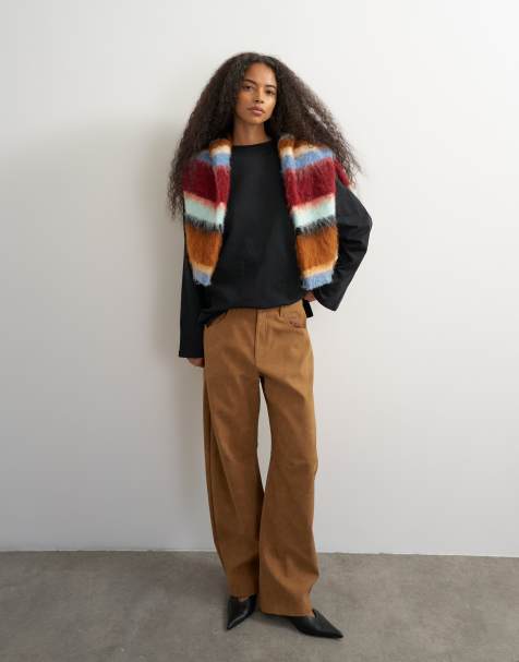 Topshop spodnie barrel leg z imitacji zamszu w kolorze jasnobrązowym - view 1