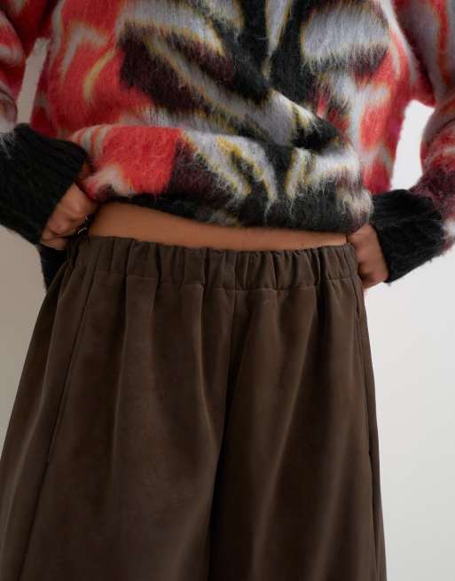 Topshop spodnie horseshoe z imitacji skóry w brązowym kolorze, 2 z 5