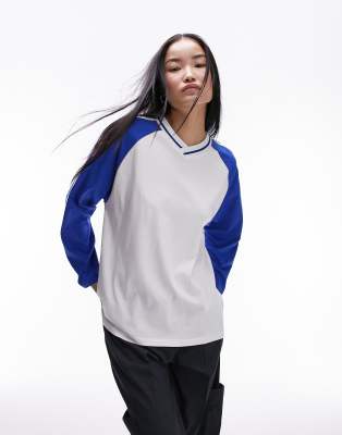 Topshop - Sportliches, langärmliges Skater-Shirt in Kobaltblau mit Blockfarben-Design