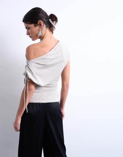 Topshop – Srebrny metaliczny taliowany top asymetryczny, 4 z 4