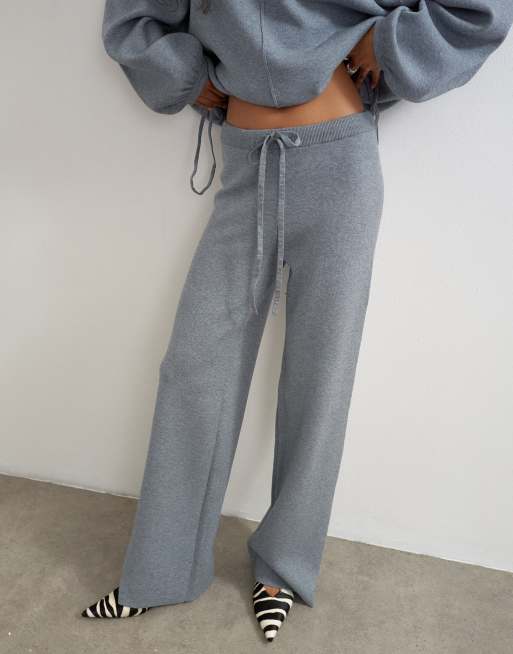 Topshop stickat set med byxor och knytdetalj i grått, 2 av 5