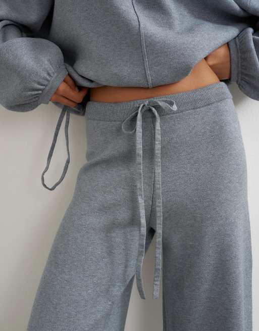 Topshop stickat set med byxor och knytdetalj i grått, 4 av 5