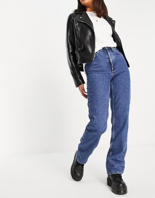 Topshop straight Kort jeans in mid blue