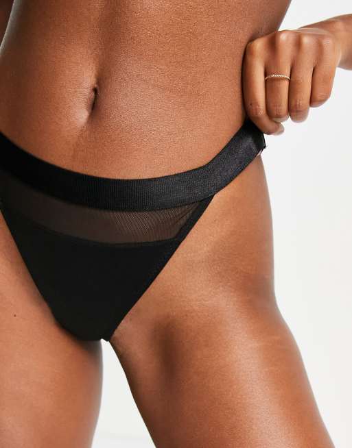 Topshop - Stram sort G-streng med mesh-indsats 