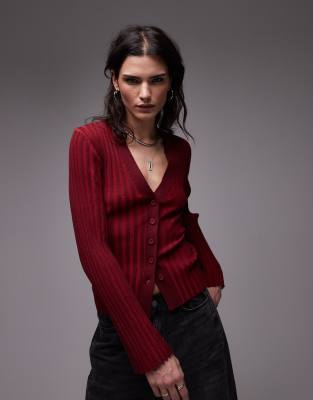 Topshop - Strickjacke aus plattiertem Rippstrick in Rot und Rosa