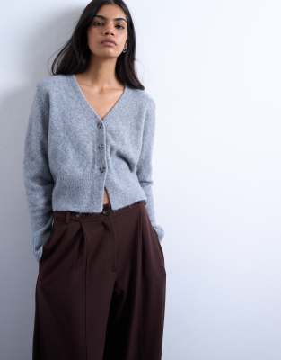 Topshop - Strickjacke in Grau mit Schulterpolstern