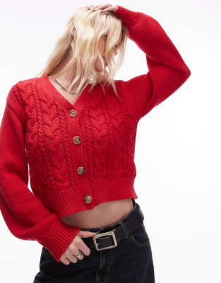 Topshop - Strickjacke in Rot mit Zopfmuster