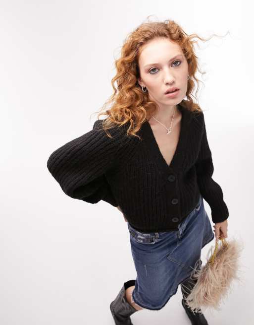 Topshop – Strickjacke in Schwarz mit aufgerolltem Saum