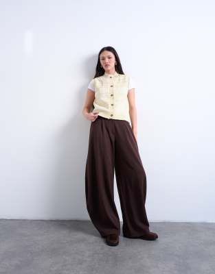 Topshop - Strickweste aus gezwirntem Garn in Grün