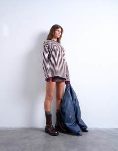 Model wearing Stripe long sleeve slouchy skater tee in burgundy