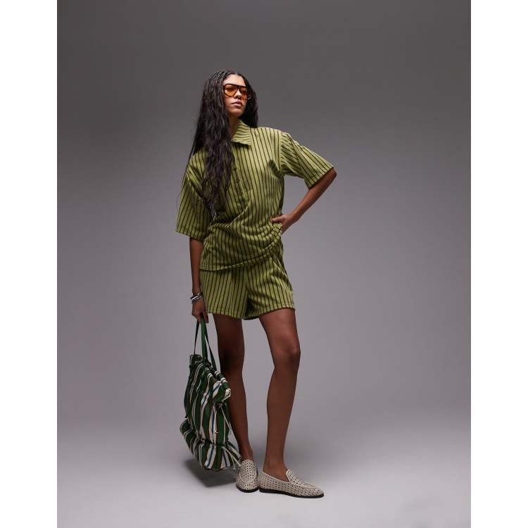 207983610-1-green?$n_750w$&wid