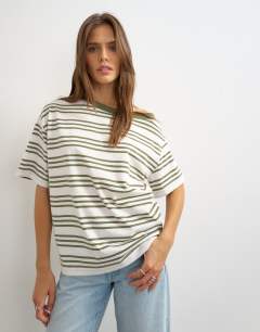 Striped fallen shoulder t-shirt in white and green