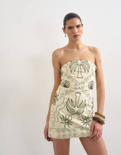 Model wearing Structured bandeau with roping detail in green