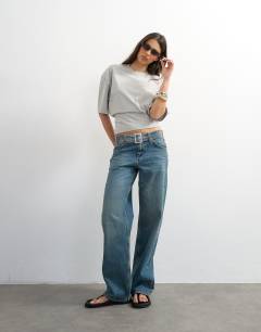 Model wearing Structured waist tee in grey marl