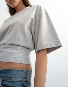 Model wearing Structured waist tee in grey marl