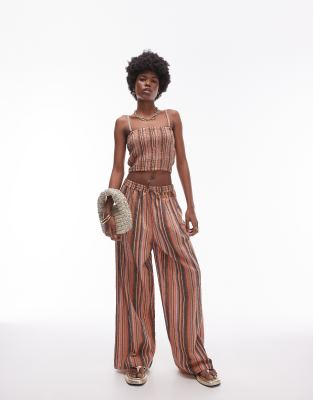 Topshop - Strukturierte Strandhose in gestreiftem Braun mit weitem Schnitt-Brown