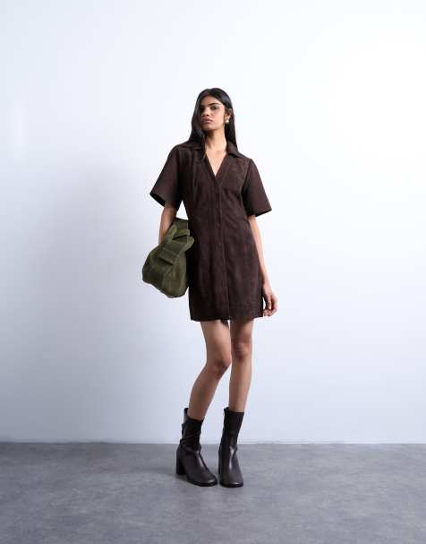 Topshop - Suède mini jurk met open kraag in bruin - view 1