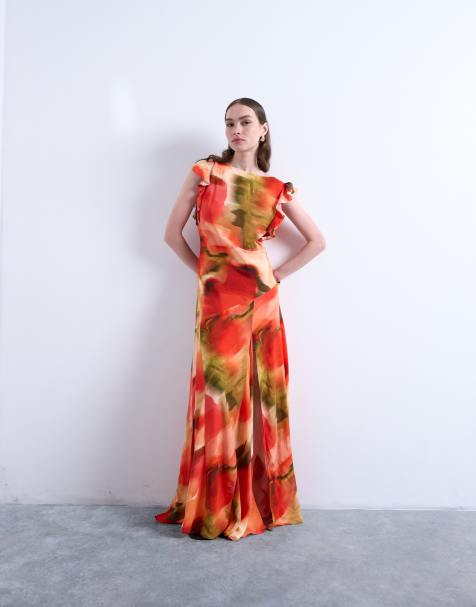 Topshop – Sukienka maxi z drapowanymi plecami i rozszerzanymi rękawami w abstrakcyjny kwiatowy wzór - view 1
