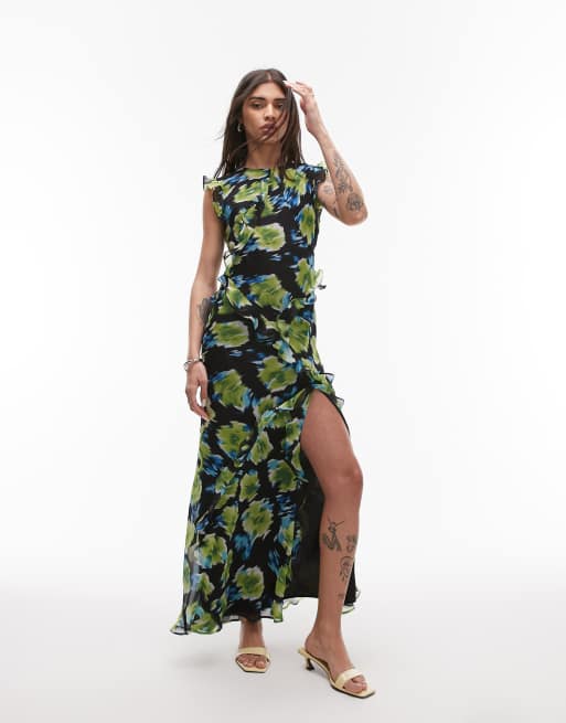 Topshop – Sukienka maxi z zabudowanym dekoltem, odkrytymi plecami i falbankami w rozmyty niebieski kwiatowy wzór