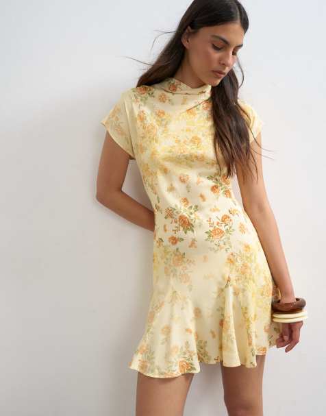 Topshop sukienka mini tea dress z wiskozy z rękawem typu grown-on we wzór vintage floral - view 1