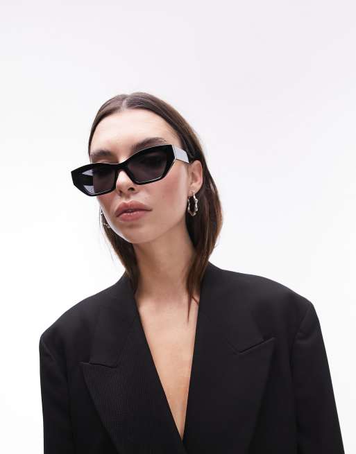 Topshop – Sunflower – Svarta, vinklade solglasögon i cateye-modell