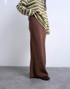 Model wearing Super soft cupro bias midi skirt in chocolate