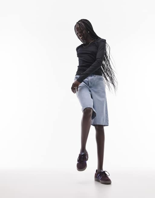Topshop – Svart långärmad topp med smal passform och v-ringning, 2 av 4