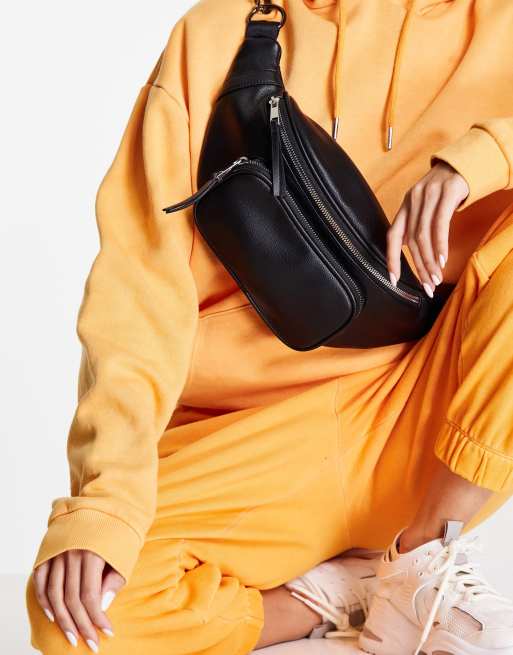 Topshop – Svart magväska i PU med kedjerem